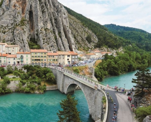  En av de vackraste delarna av fjolårets Tour de France var Provenceetappen från Embrun till Salon-de-Provence.  