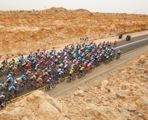 Giro‘en i det hellige land. Tredje etape af Italien-løbet førte rytterne mere end 229 kilometer fra Be‘er Sheva til Eilat.